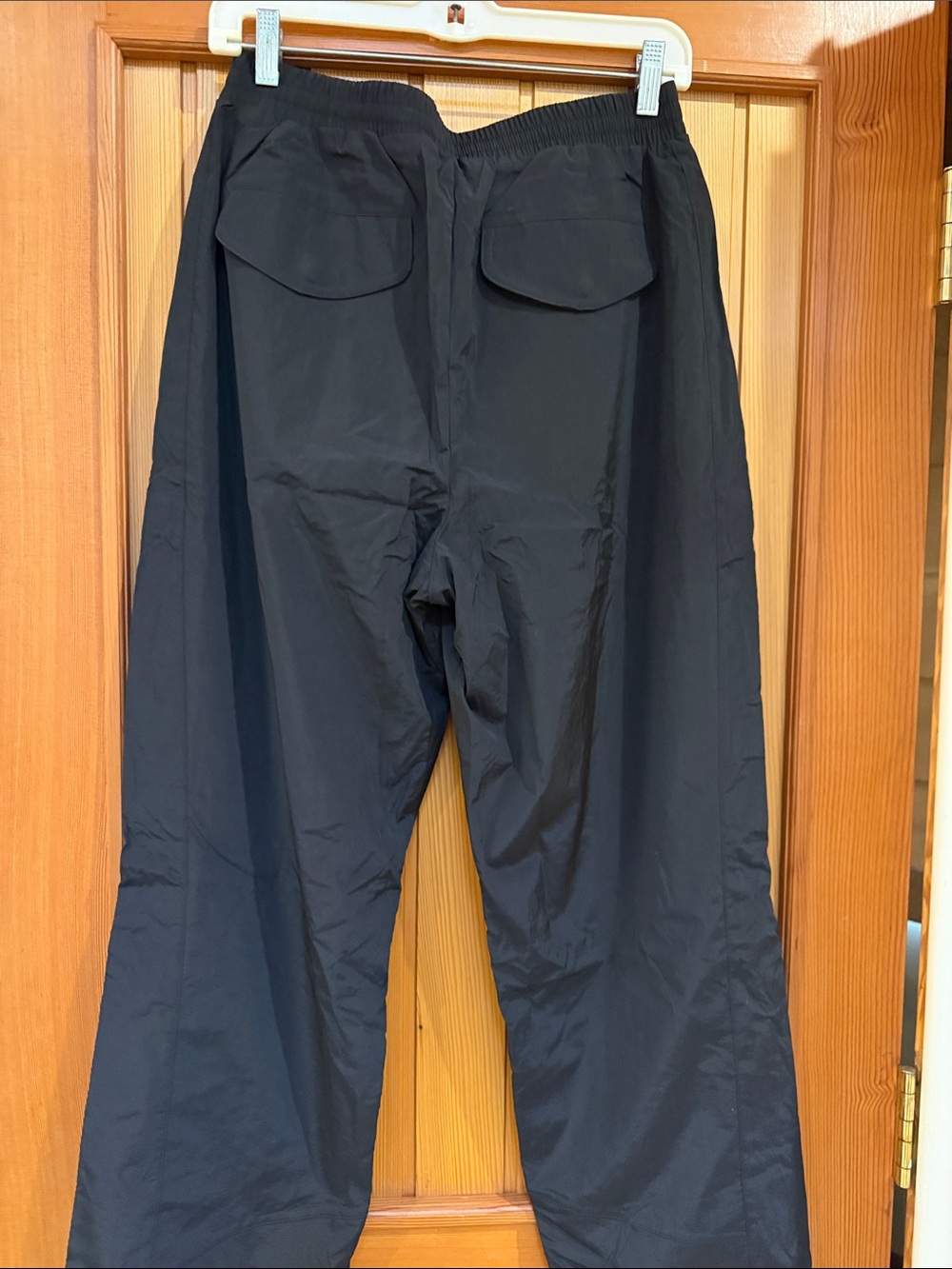 Victoria’s Secret VSX Women’s Black Elastic Waist Lightweight Pants Size M NWT - Picture 5 of 7